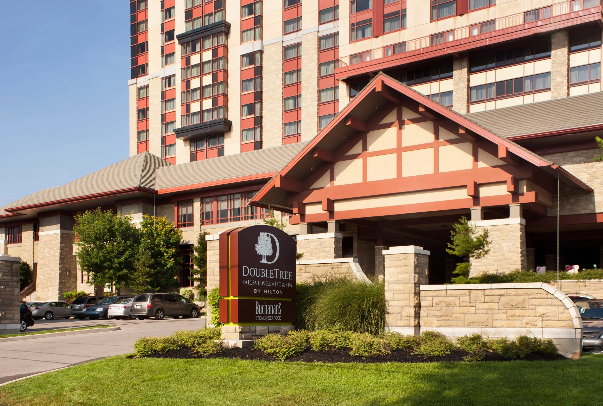 Best Hotels in Niagara Falls The DoubleTree Fallsview Resort and Spa by Hilton