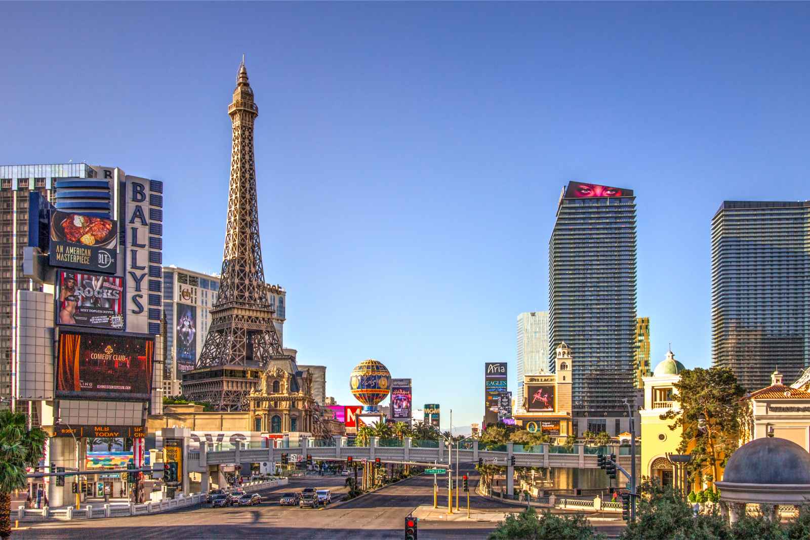 Best Places To Visit in January USA Las Vegas Cityview