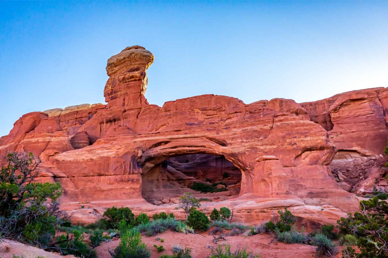 Best Places to Visit in March USA Arches National Park UT Tower Arch