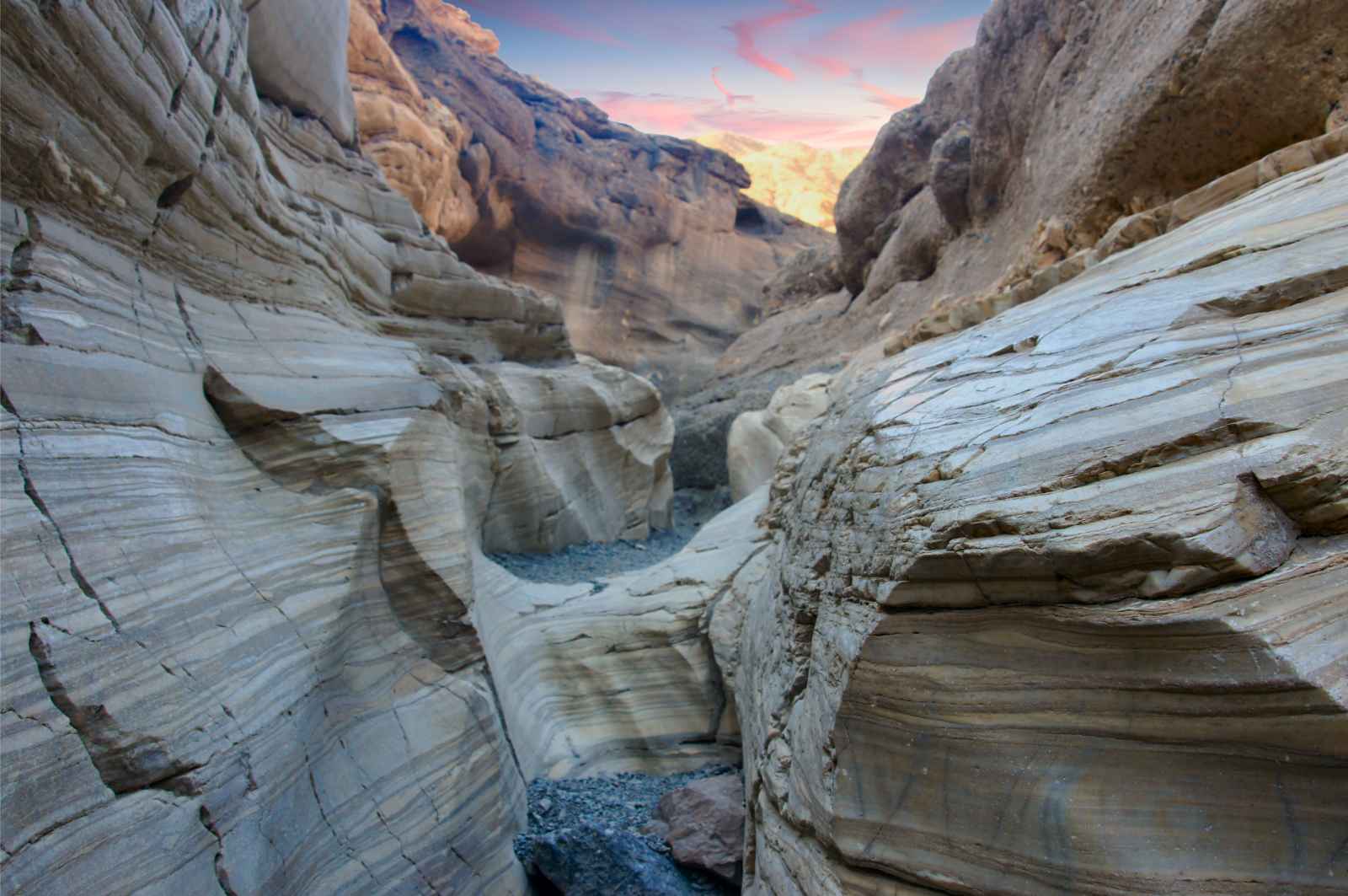 Best things to do in Las Vegas Death Valley National Park