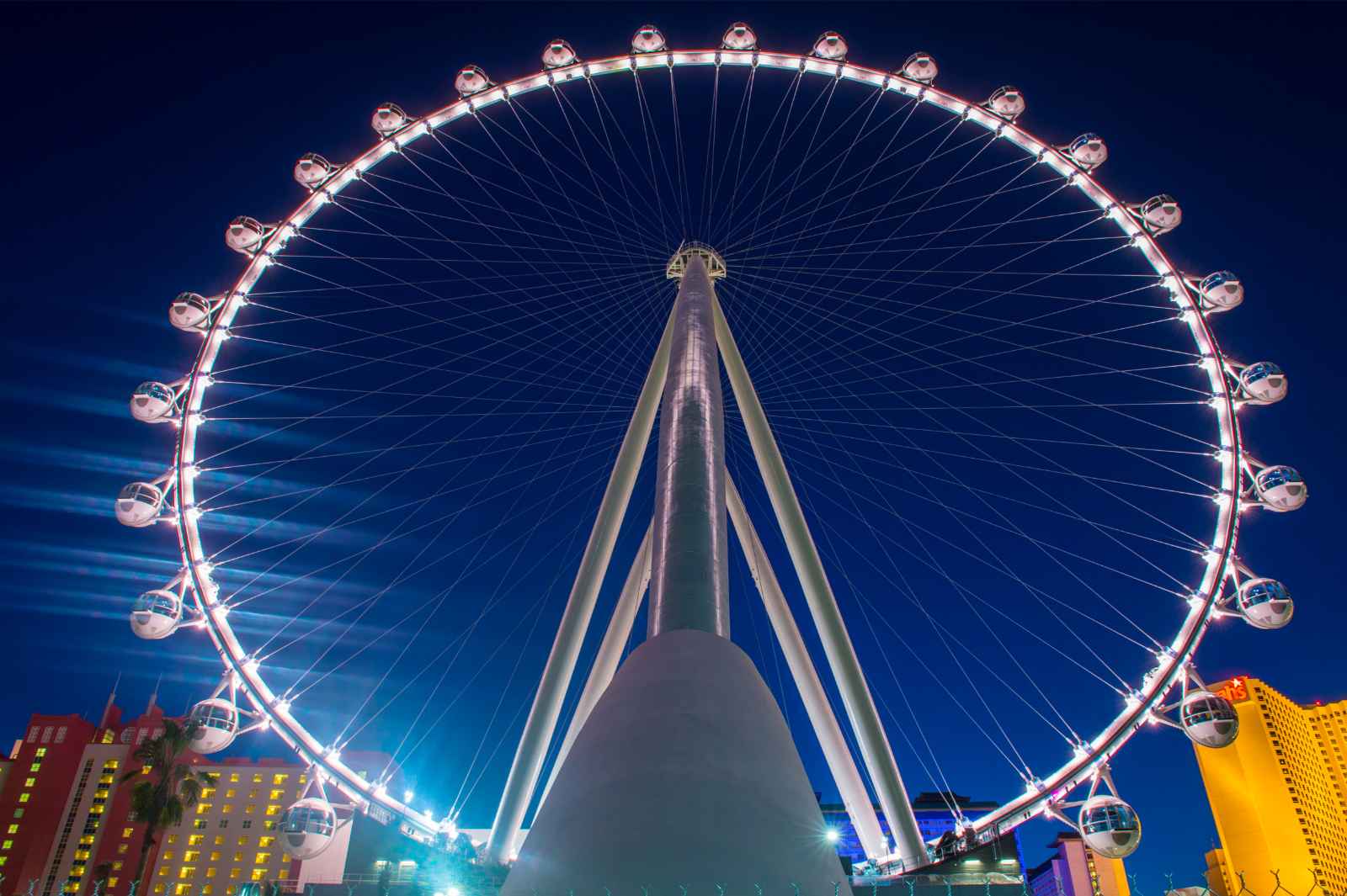 Best things to do in Las Vegas High Roller Observation Wheel