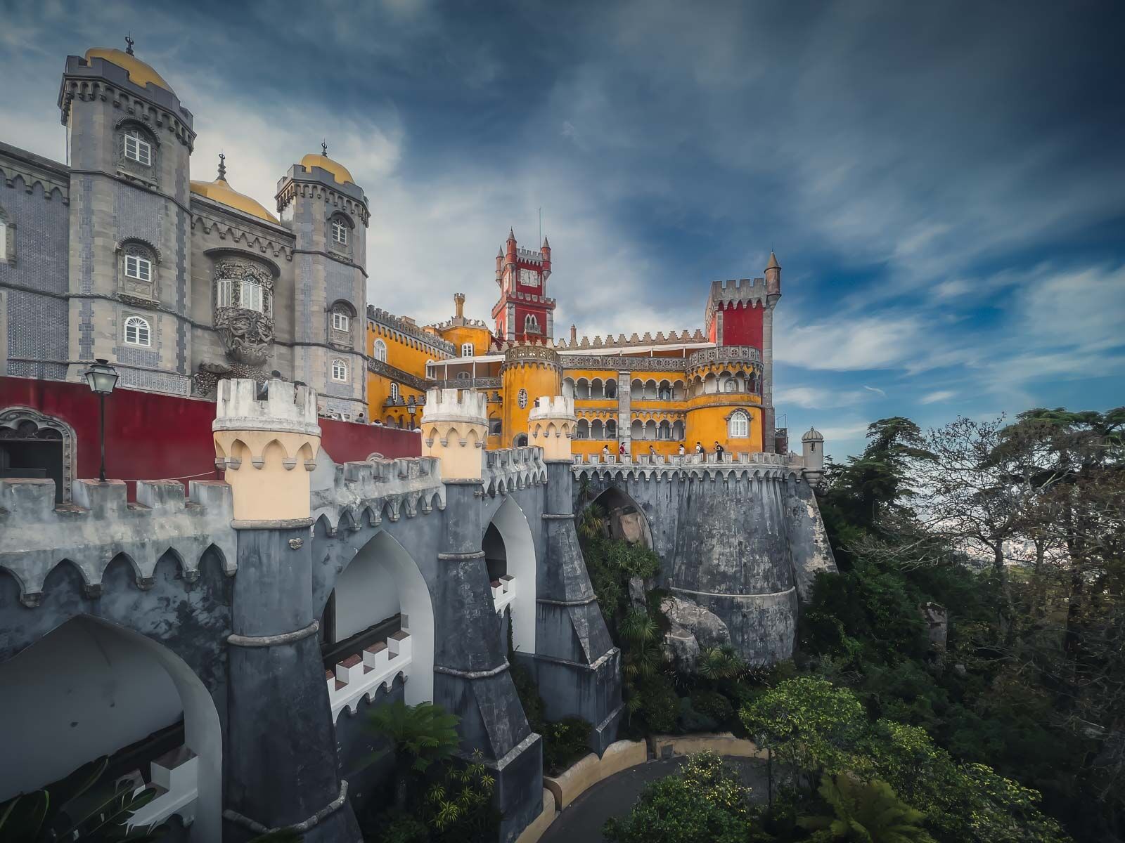 things to do in portugal pena palace