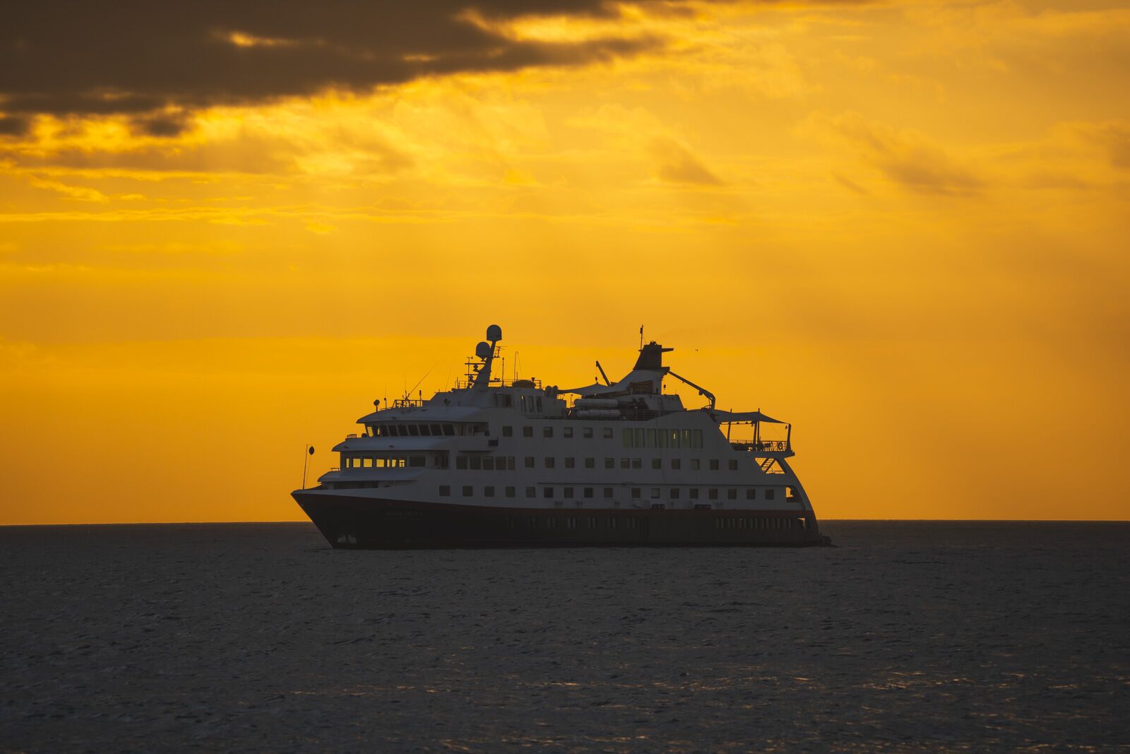 Galapagos Cruise HX Hurtigruten Expeditions