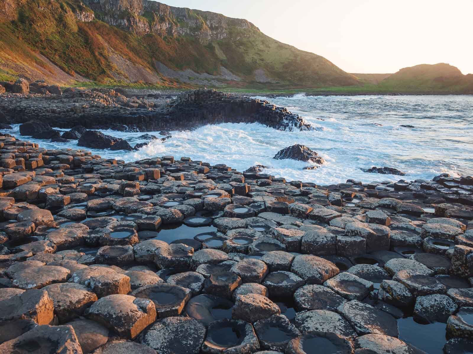 How to visit the Giants Causeway location