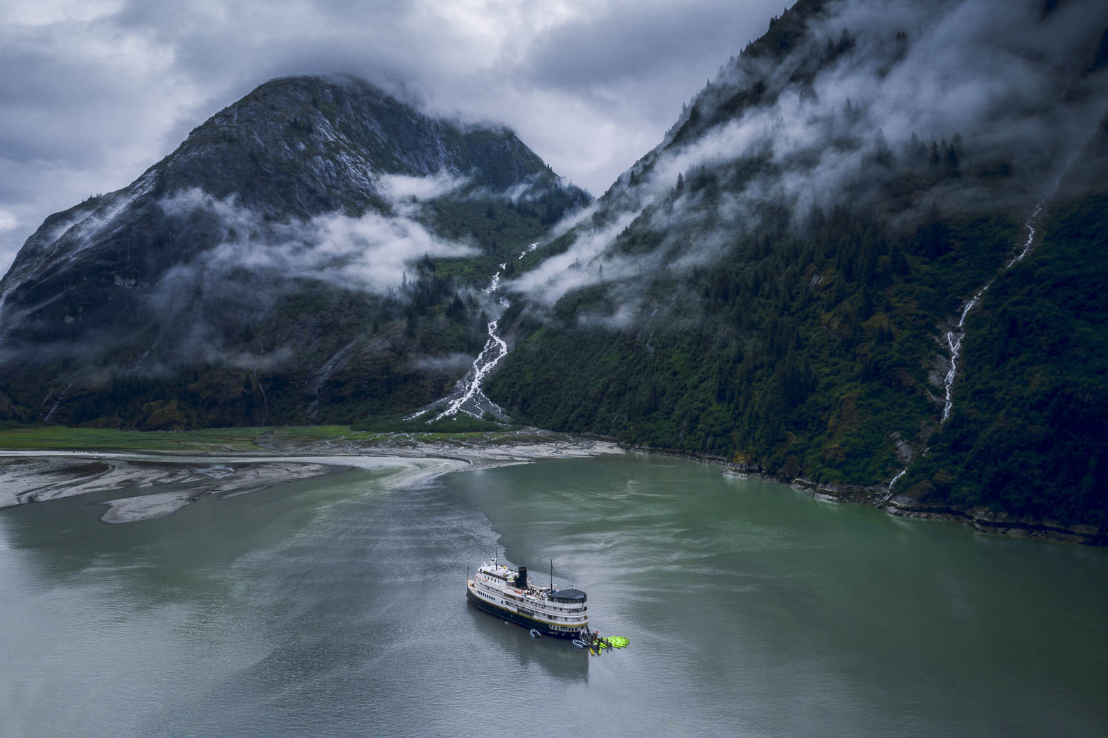 Boat Tours in Alaska