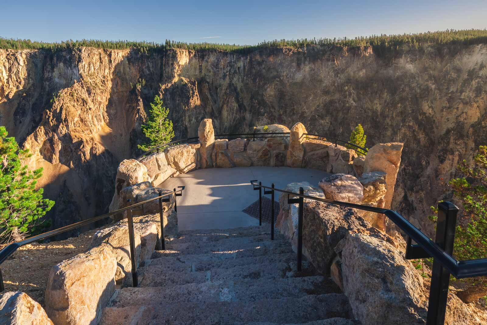 Things to do in Yellowstone National Park Inspiration Point