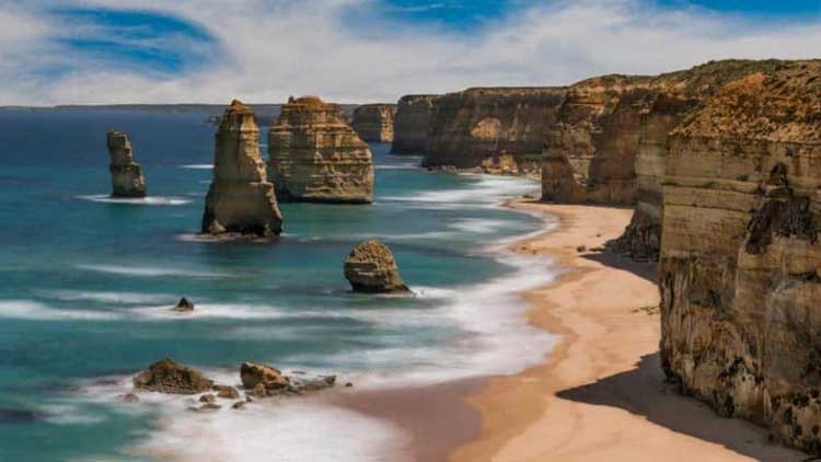 twelve apostles australian coast