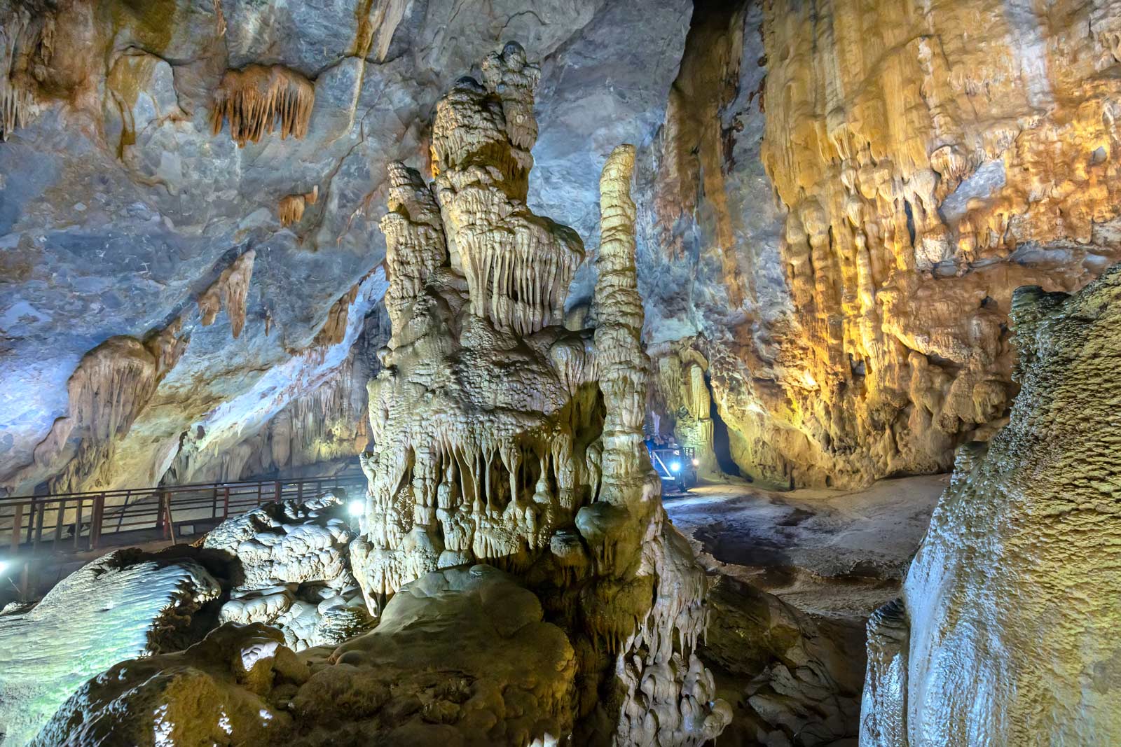 Best things to do in Vietnam Phong Nha Caves