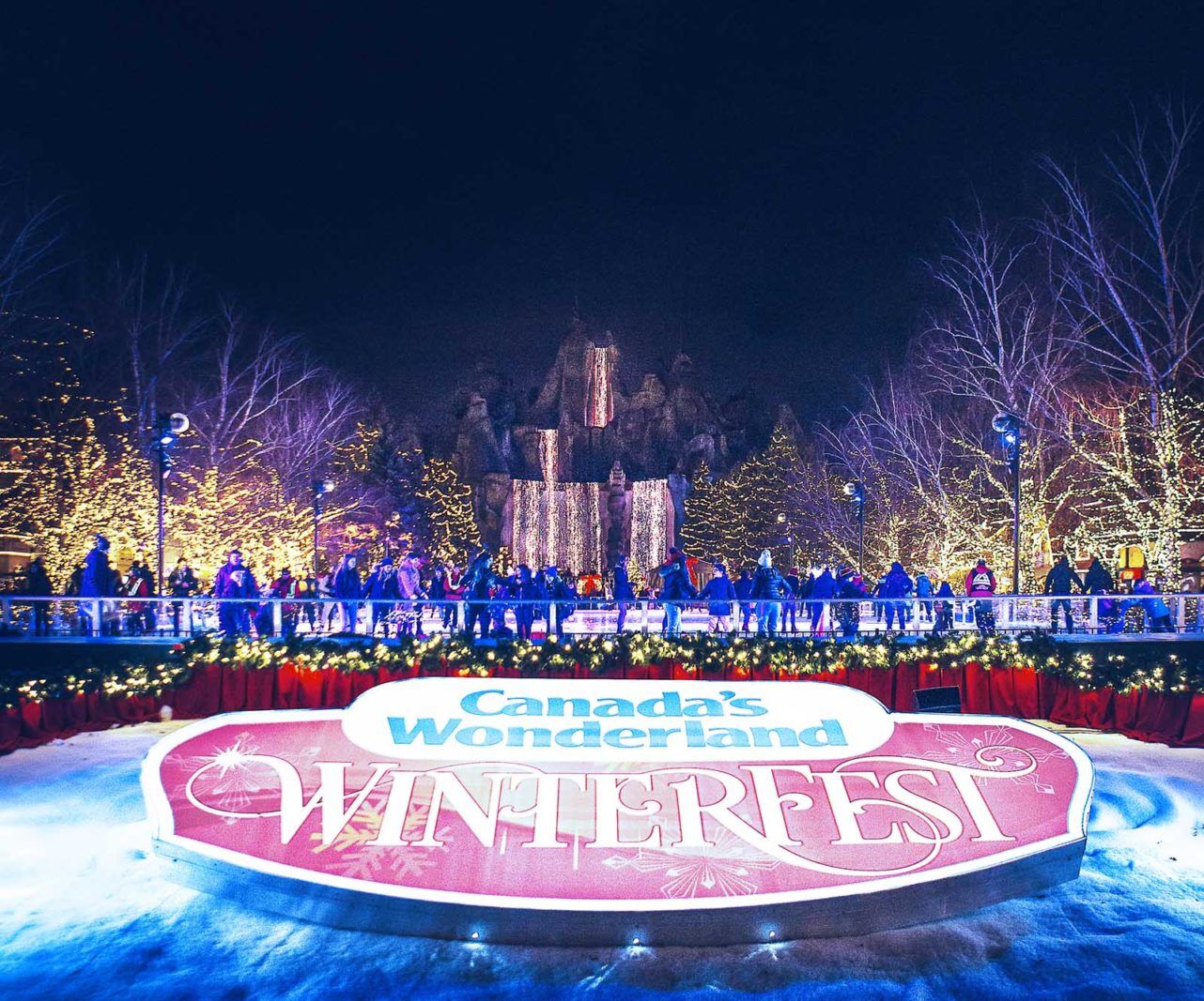 christmas season in toronto Canada's wonderland Winterfest