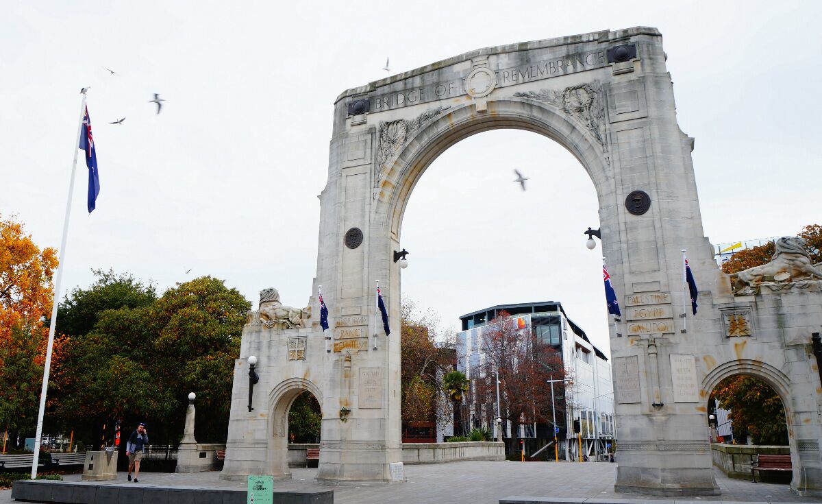 unusual things to do in christchurch | meeting point at bridge of rememberance