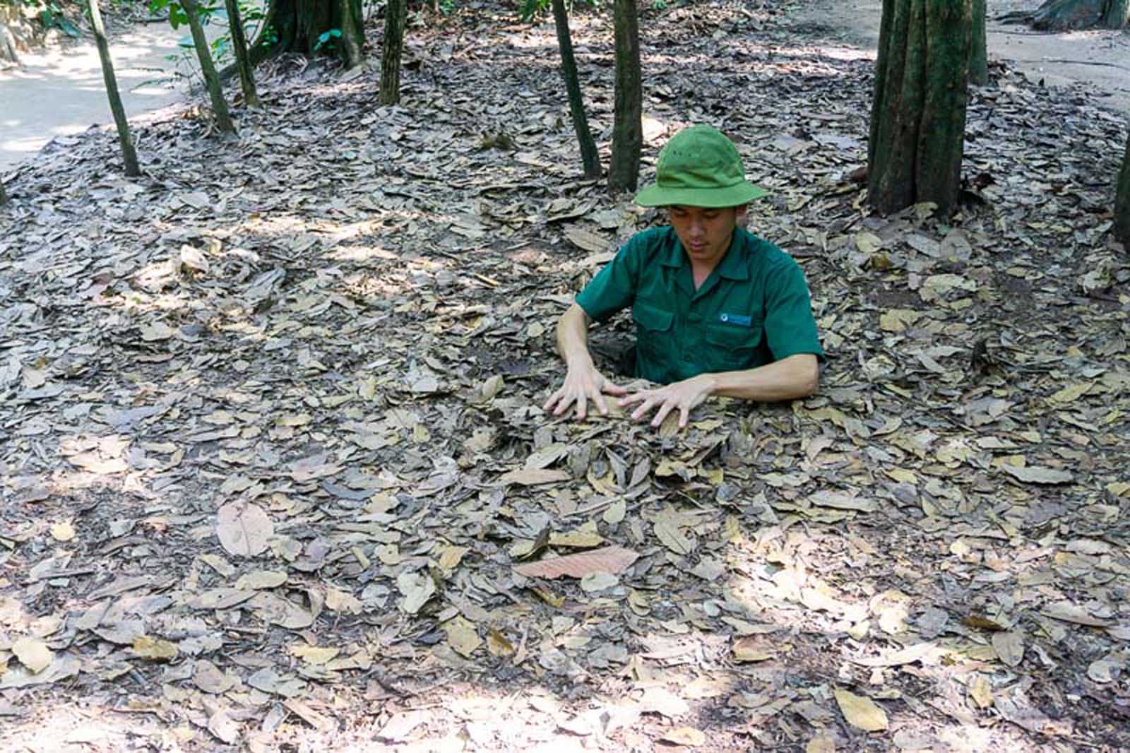 things to do in Vietnam cu chi tunnels
